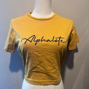 Alphalete Mustard Yellow Tee Size Small Lifestyle Fit